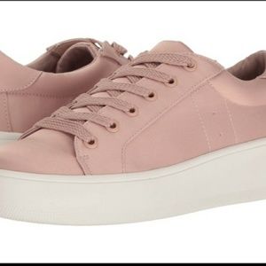 Steve madden bertie sneaker pink satin